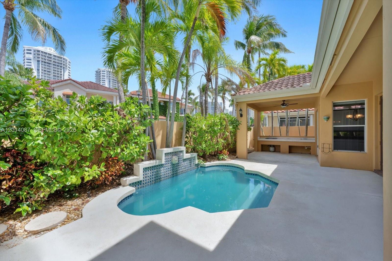 Photo of 3728 208th Ter  (3728), Aventura, Florida, 33180 - 