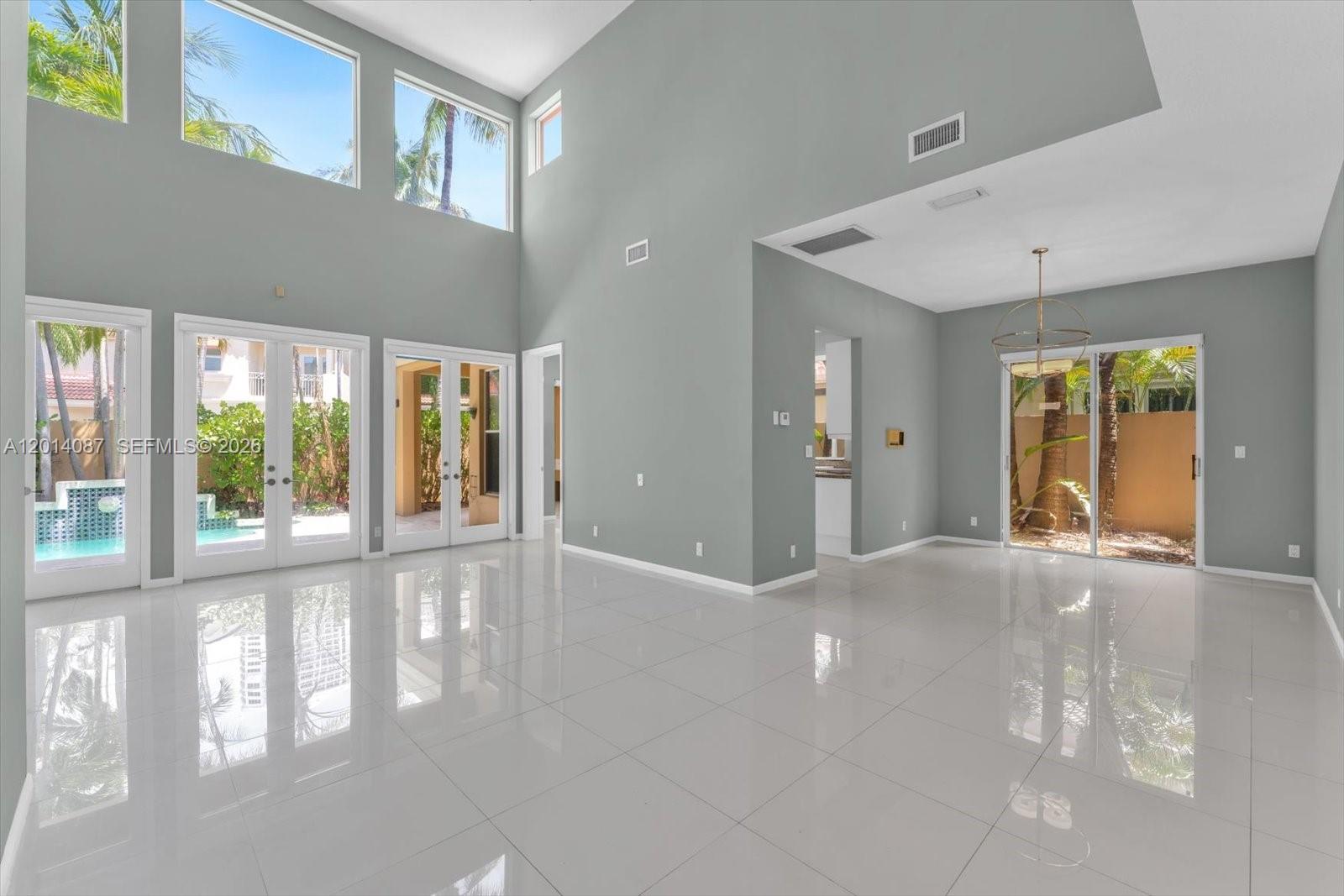 Photo of 3728 208th Ter  (3728), Aventura, Florida, 33180 - 