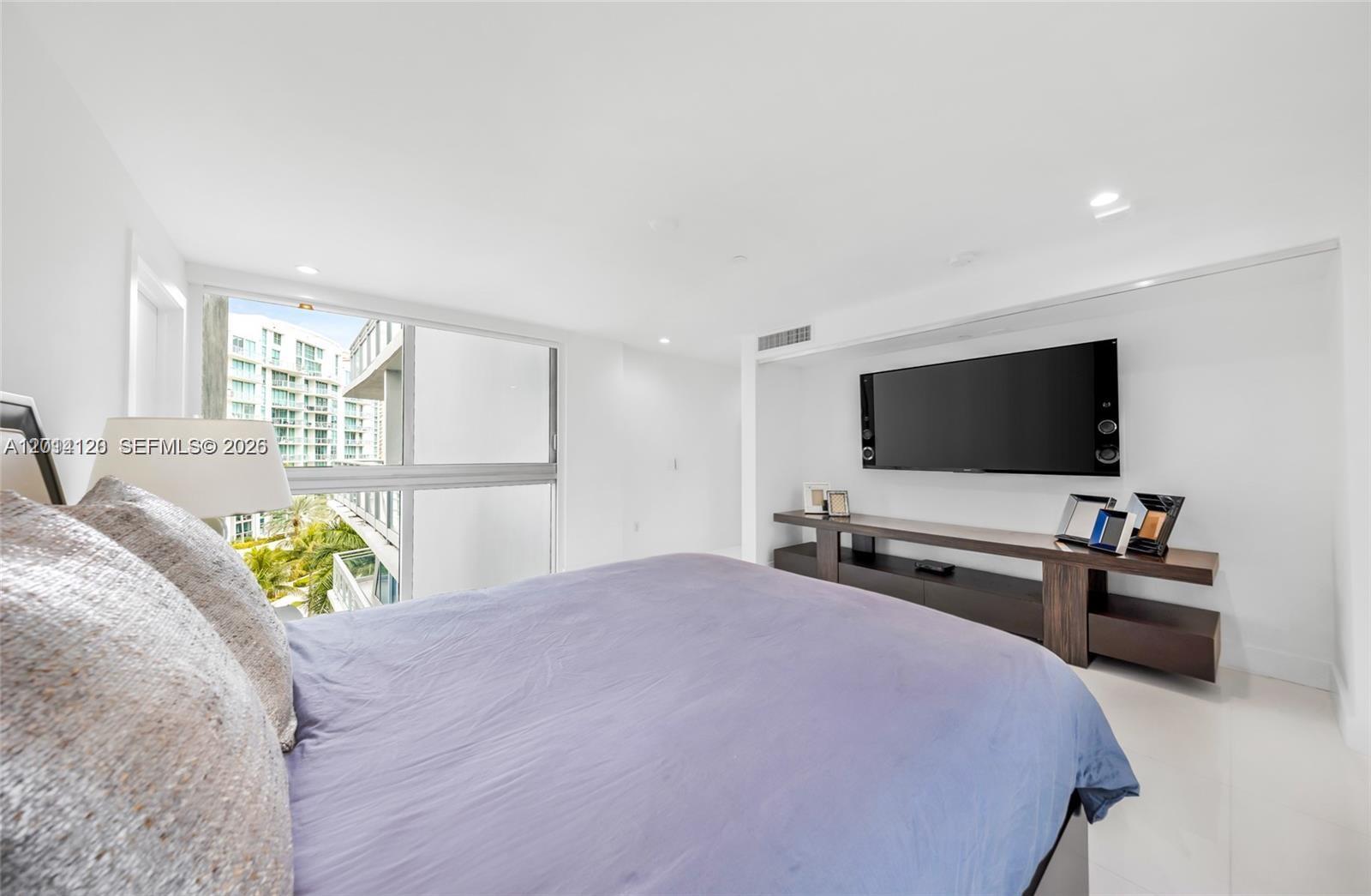 Photo of 2950 188th St  #547, Aventura, Florida, 33180 - 