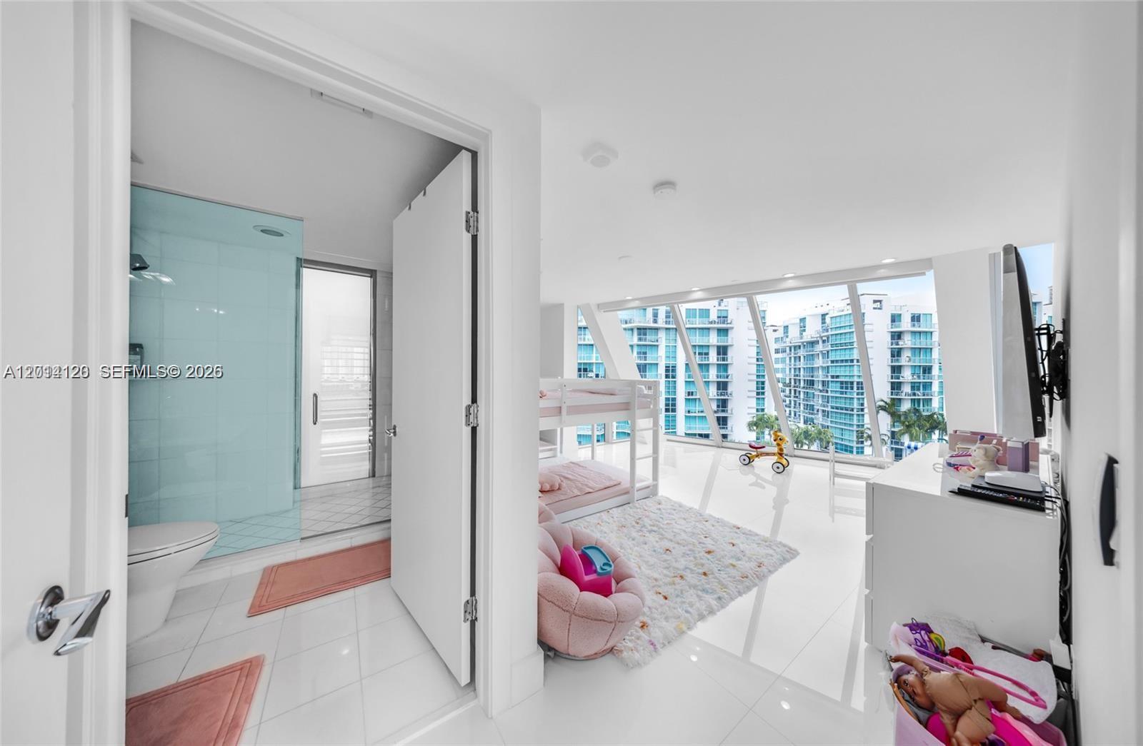 Photo of 2950 188th St  #547, Aventura, Florida, 33180 - 