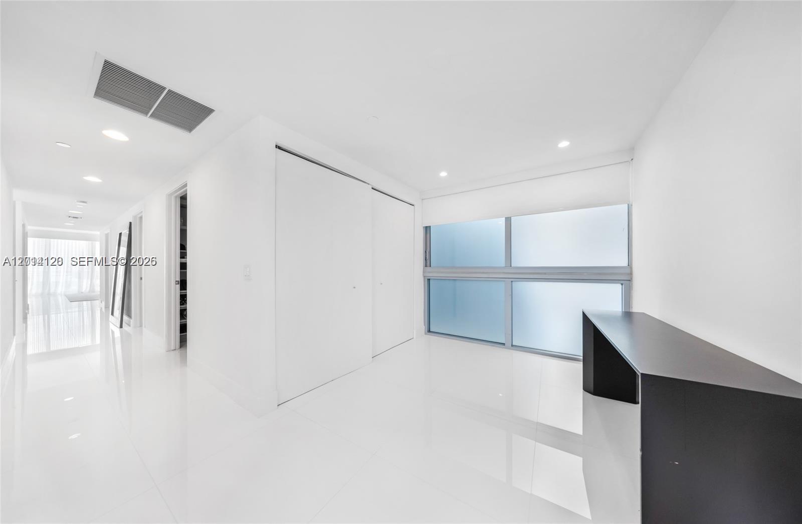 Photo of 2950 188th St  #547, Aventura, Florida, 33180 - 