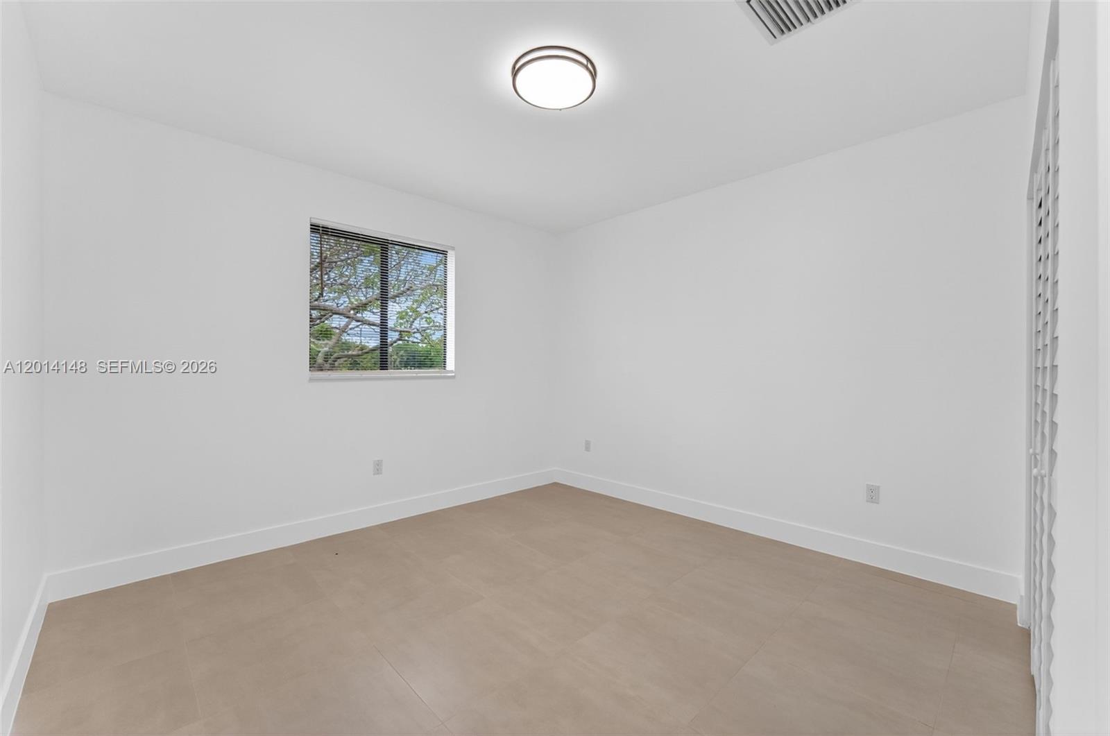 See details / 0 sq. ft. $ 2026-05-06 0 Photo