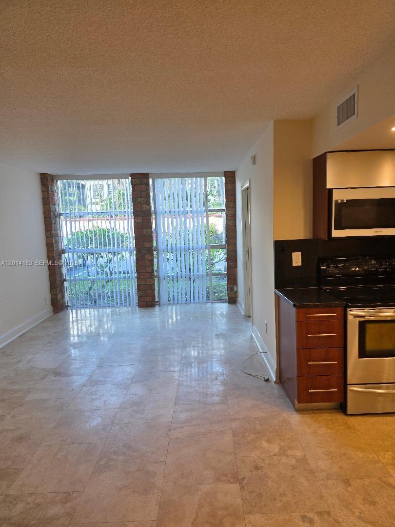 Photo of 2001 Atlantic Shores Blvd #104, Hallandale Beach, Florida, 33009 -