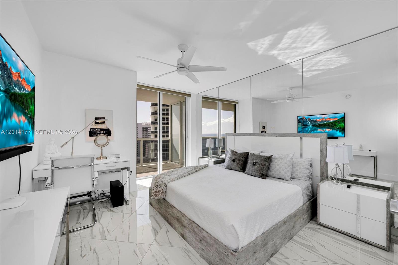 See details 1403 3 / 3 1733 sq. ft. $ 2026-06-02 0 Photo