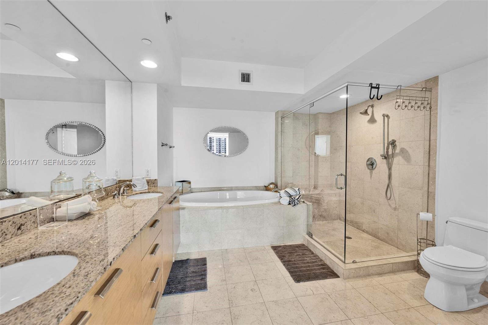 See details 1403 3 / 3 1733 sq. ft. $ 2026-06-02 0 Photo