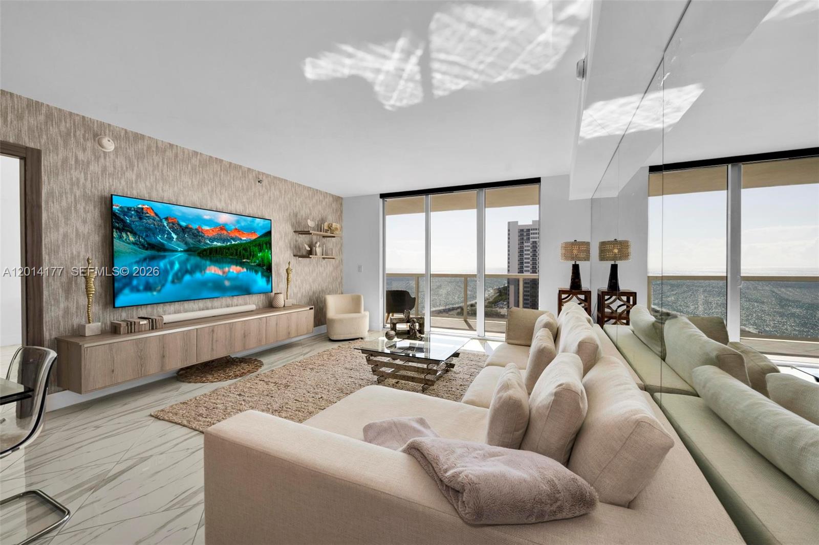 See details 1403 3 / 3 1733 sq. ft. $ 2026-06-02 0 Photo
