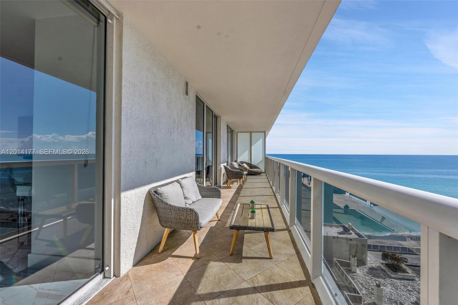 See details 1403 3 / 3 1733 sq. ft. $ 2026-06-02 0 Photo
