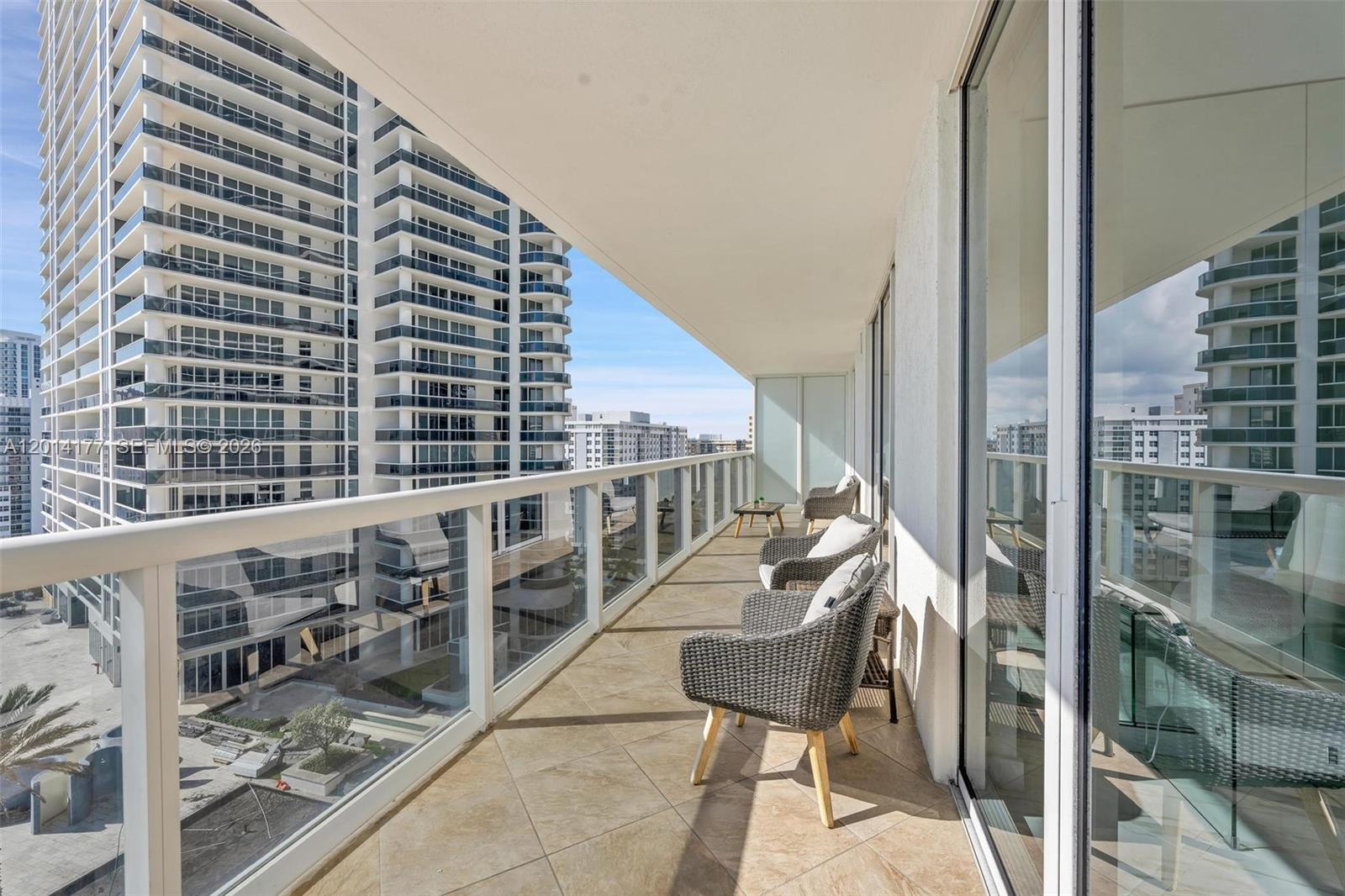 See details 1403 3 / 3 1733 sq. ft. $ 2026-06-02 0 Photo
