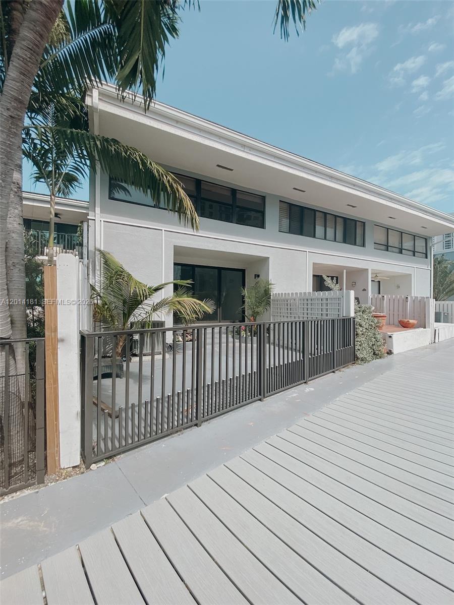 Photo of 316 Poinciana Dr (316), Sunny Isles Beach, Florida, 33160 -