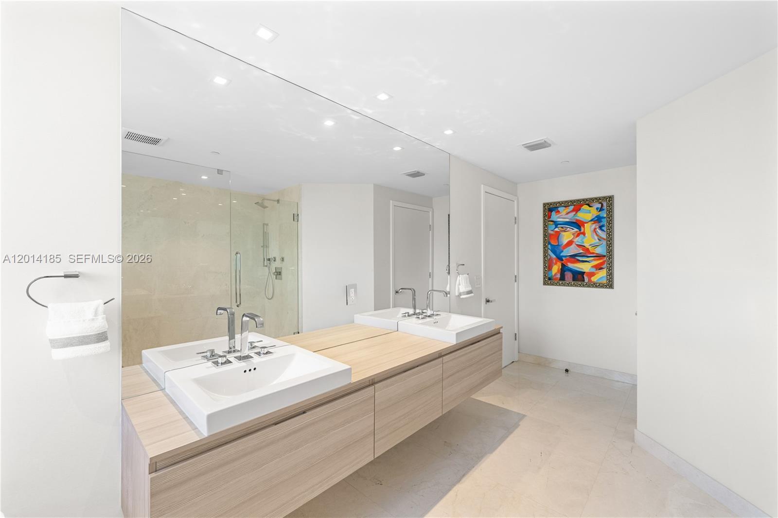 Photo of 17111 Biscayne Blvd #2107, North Miami Beach, Florida, 33160 -