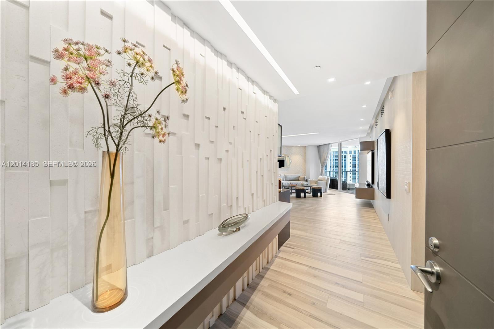 Photo of 17111 Biscayne Blvd #2107, North Miami Beach, Florida, 33160 -