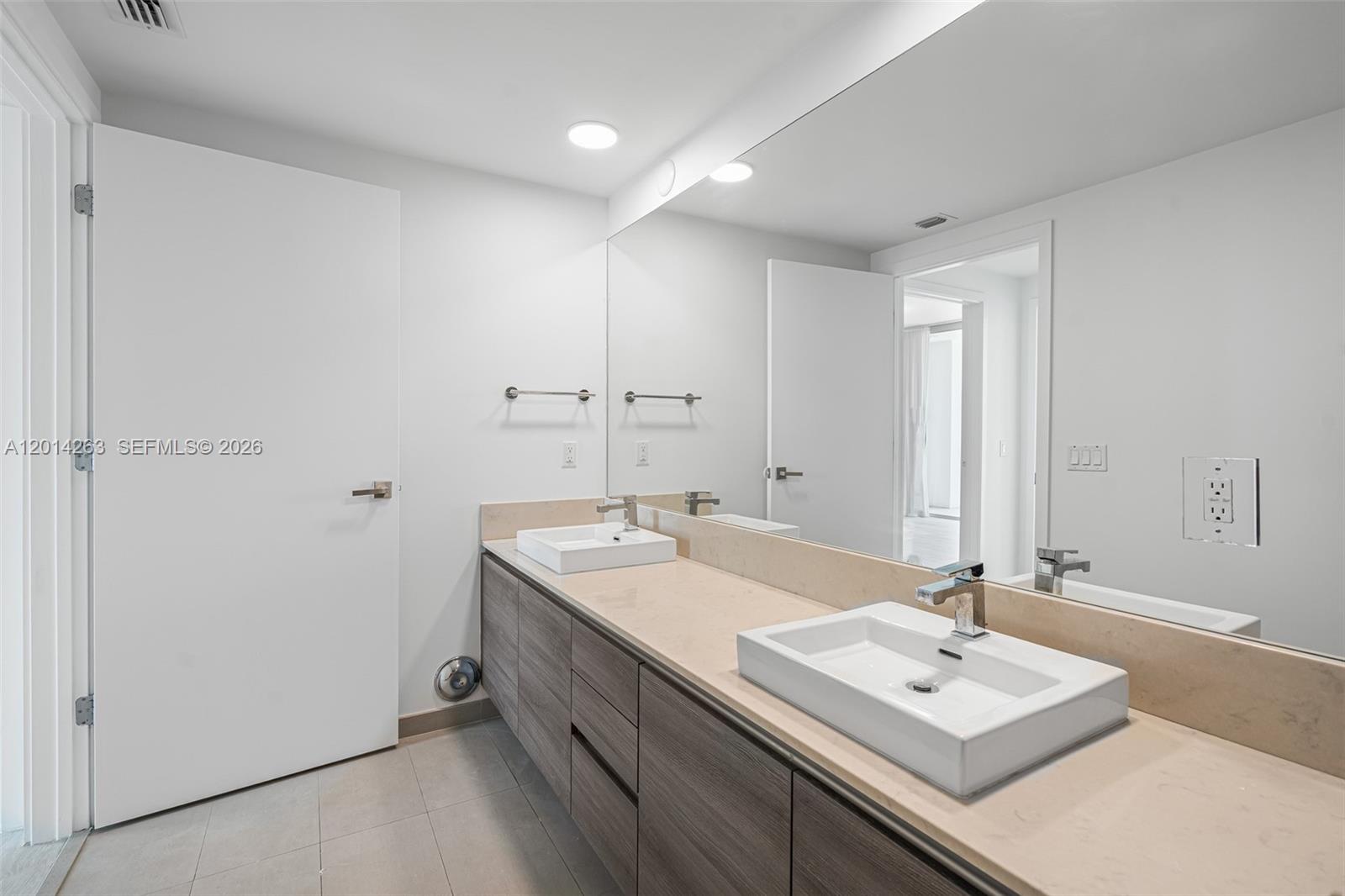 Photo of 1080 Brickell Ave  #2606, Miami, Florida, 33131 - 