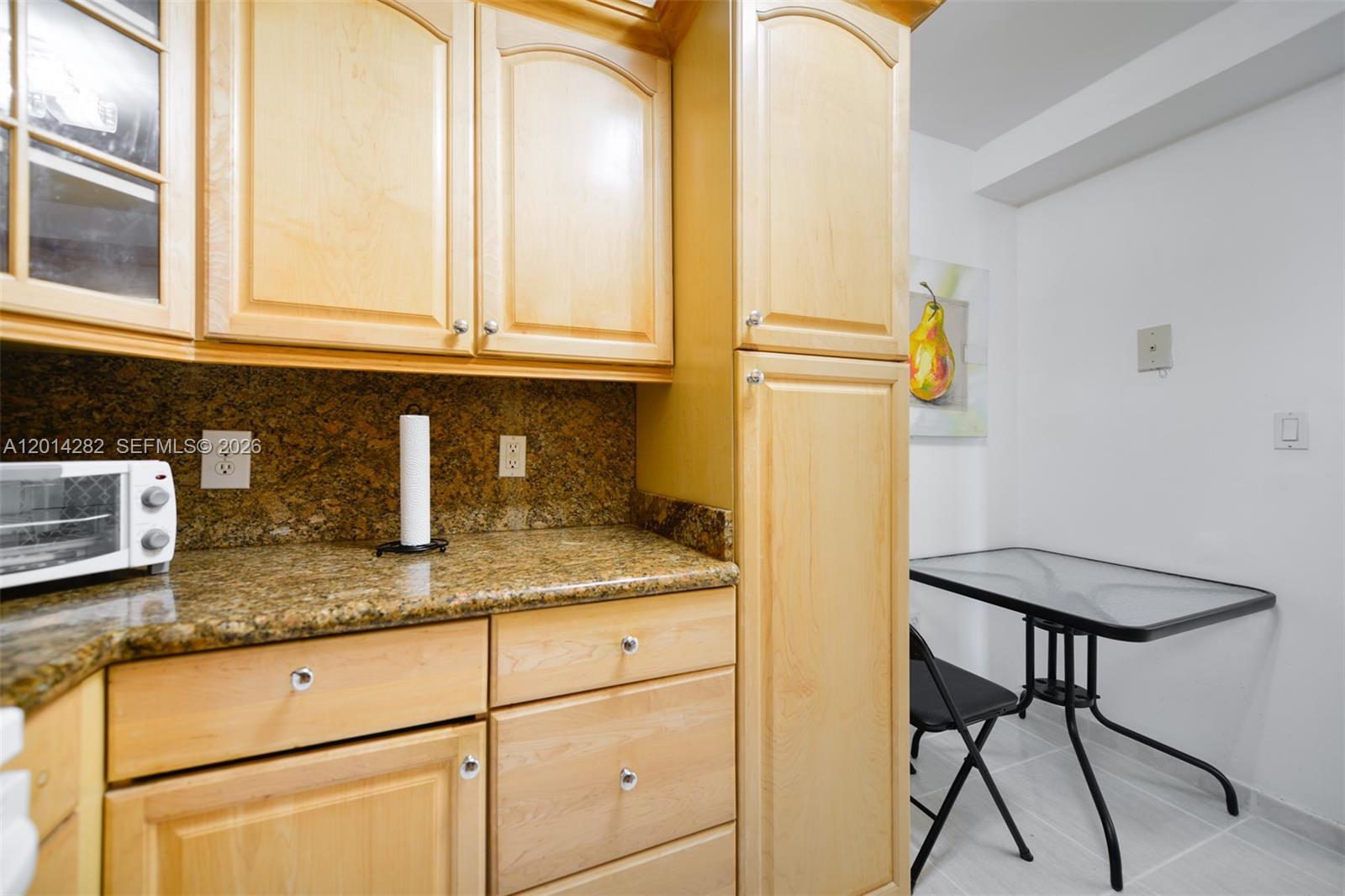 17N 1 / 2 870 sq. ft. $ 2026-05-06 0 Photo