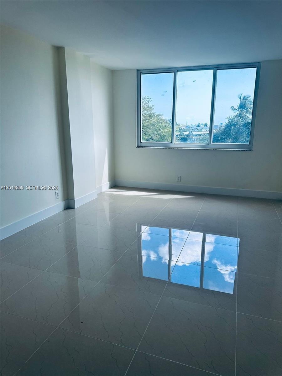 503 2 / 2 1132 sq. ft. $ 2026-05-06 0 Photo