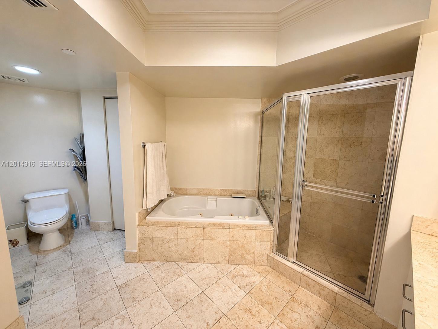 Photo of 21055 Yacht Club Dr  #2403, Aventura, Florida, 33180 - 