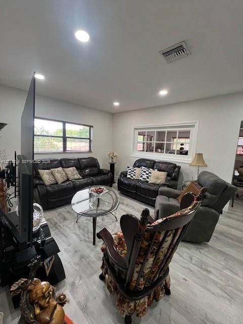   /  4135 sq. ft. $ 2026-05-06 0 Photo