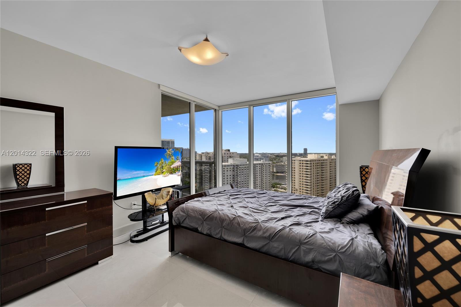 2007 3 / 3 1571 sq. ft. $ 2026-05-06 0 Photo
