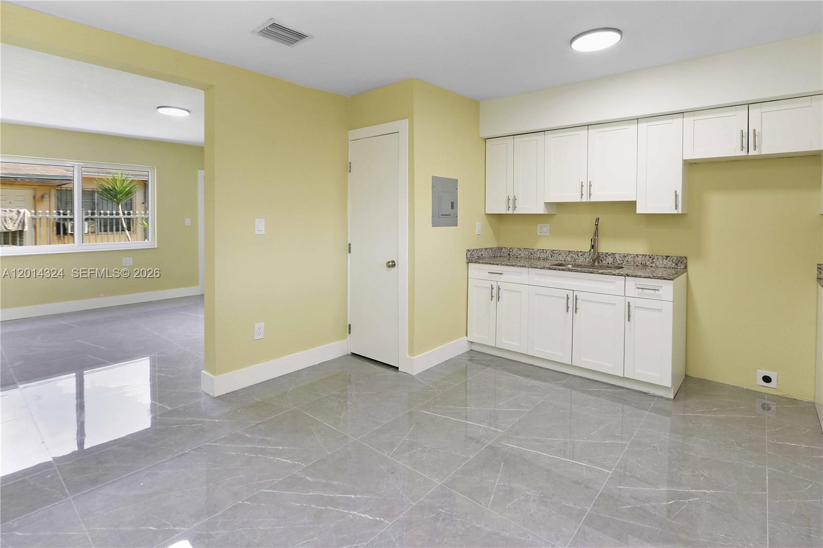   /  3094 sq. ft. $ 2026-05-06 0 Photo