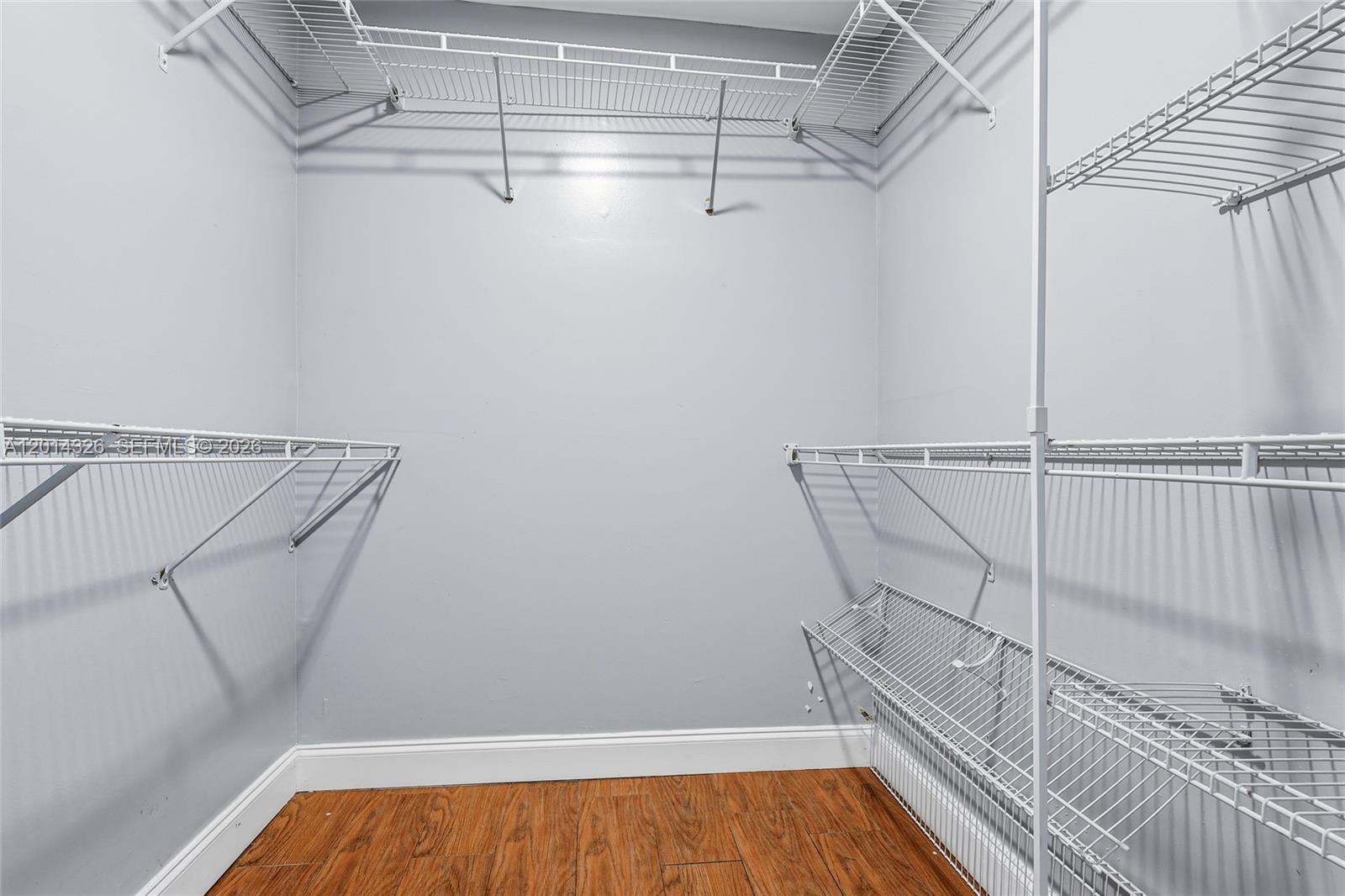 See details 411-1 2 / 2 1315 sq. ft. $ 2026-05-06 0 Photo