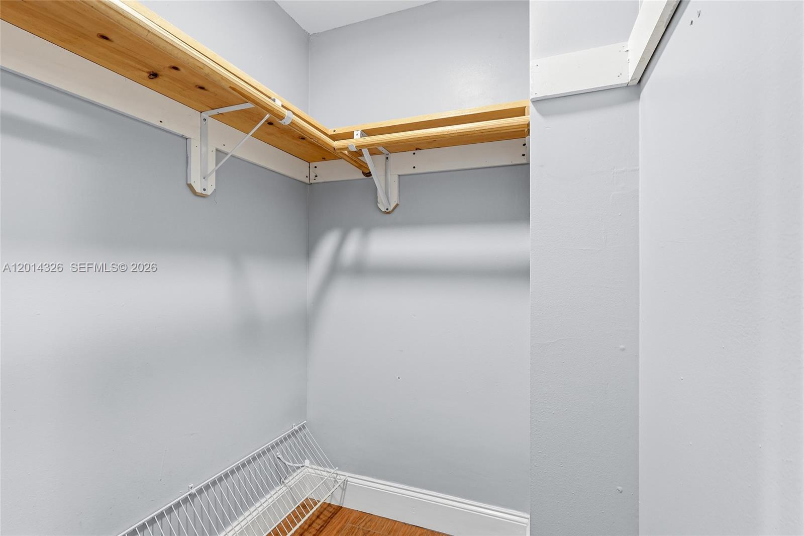 See details 411-1 2 / 2 1315 sq. ft. $ 2026-05-06 0 Photo