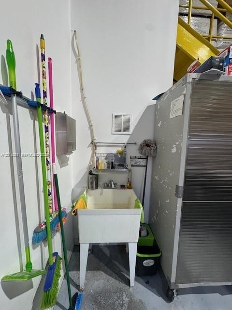 See details A-103 / sq. ft. $ 2026-05-06 0 Photo