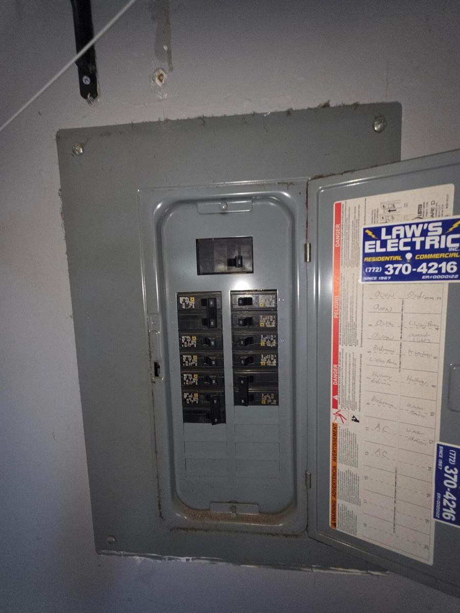 Подробнее / 0 1452 кв.футов $ 2026-06-21 0 Фото