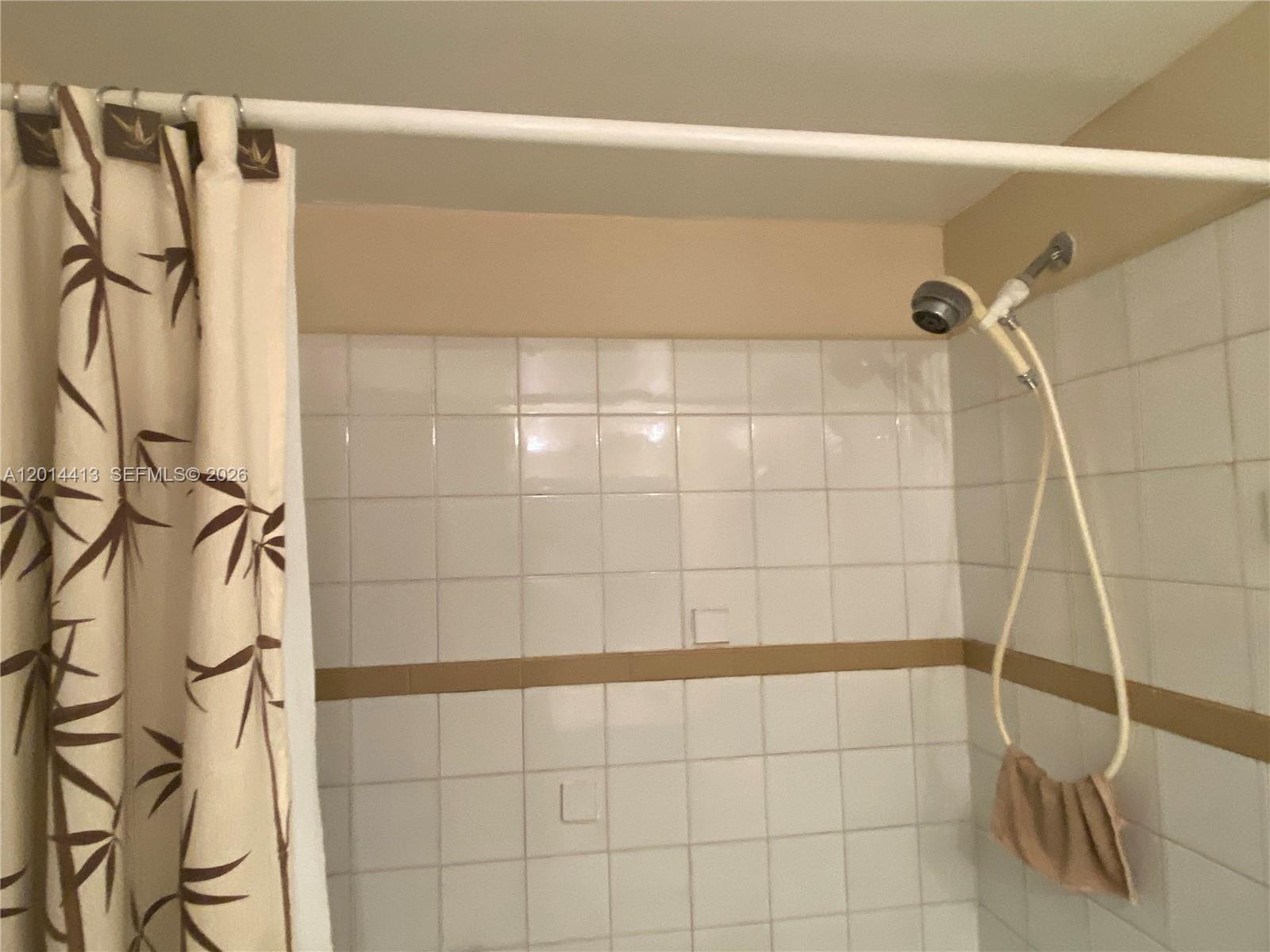 Photo of 1817 Ocean Dr #225, Hallandale Beach, Florida, 33009 -