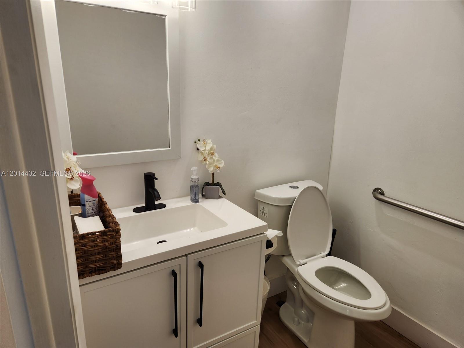 See details 8109 / sq. ft. $ 2026-05-06 0 Photo