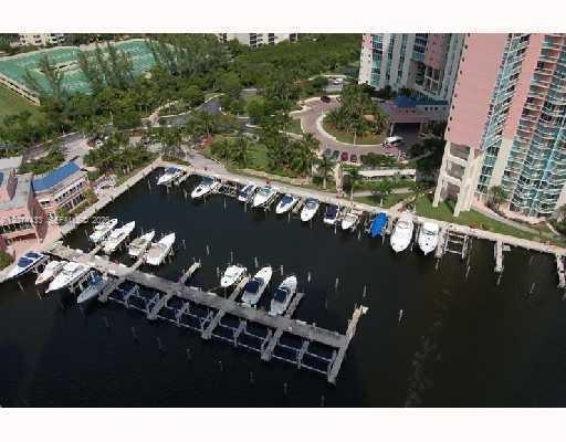 Photo of 3300 190th St  #1816, Aventura, Florida, 33180 - 