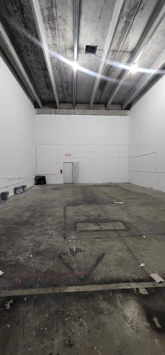 See details 33 / sq. ft. $ 2026-05-06 0 Photo