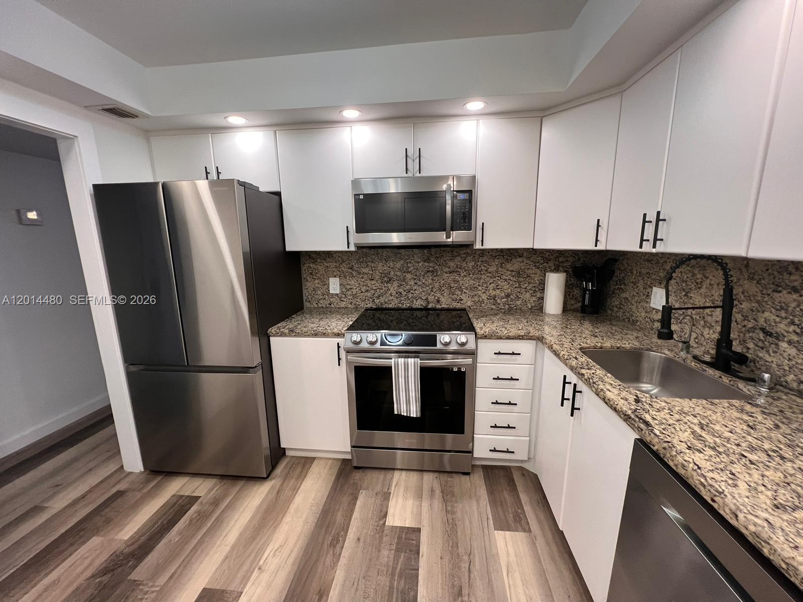 Photo of 3800 Ocean Dr  #1808, Hollywood, Florida, 33019 - 