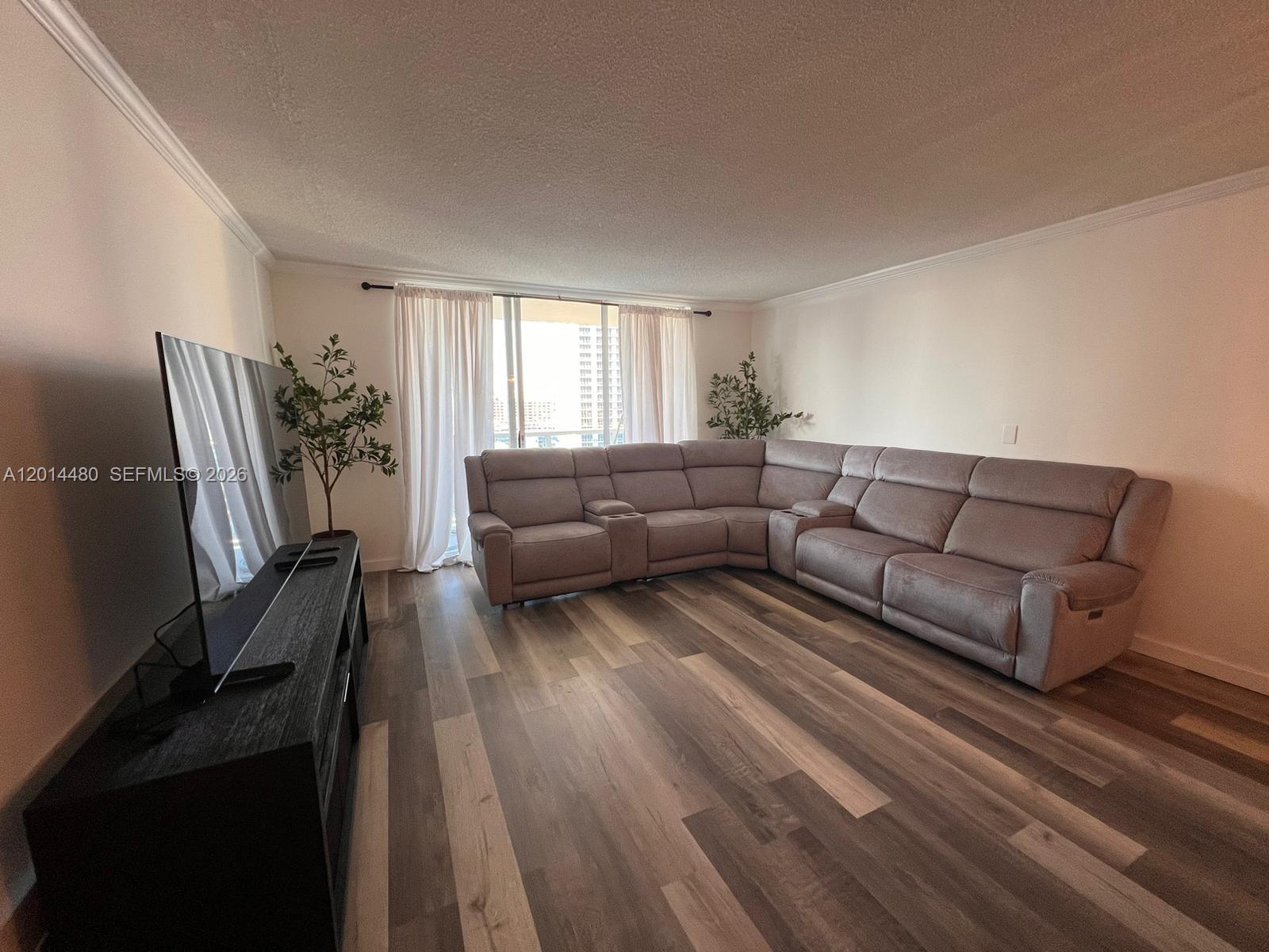 Photo of 3800 Ocean Dr  #1808, Hollywood, Florida, 33019 - 