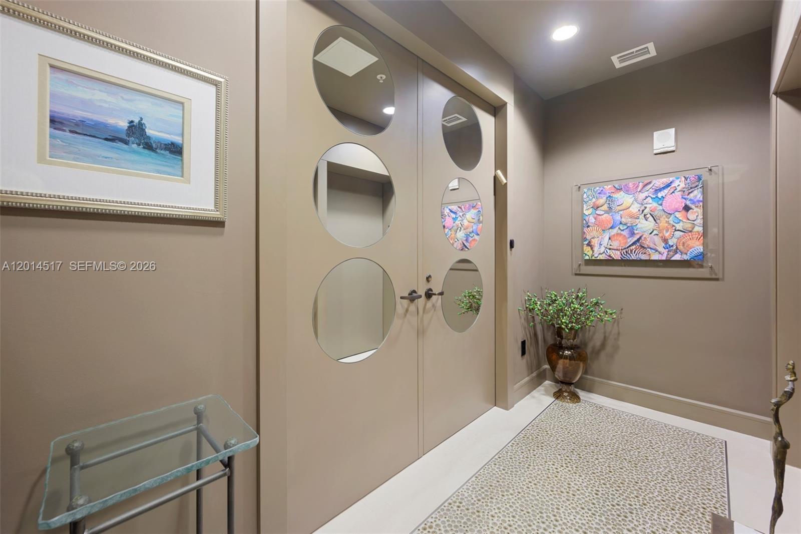 4901 3 / 5 3016 sq. ft. $ 2026-05-06 0 Photo