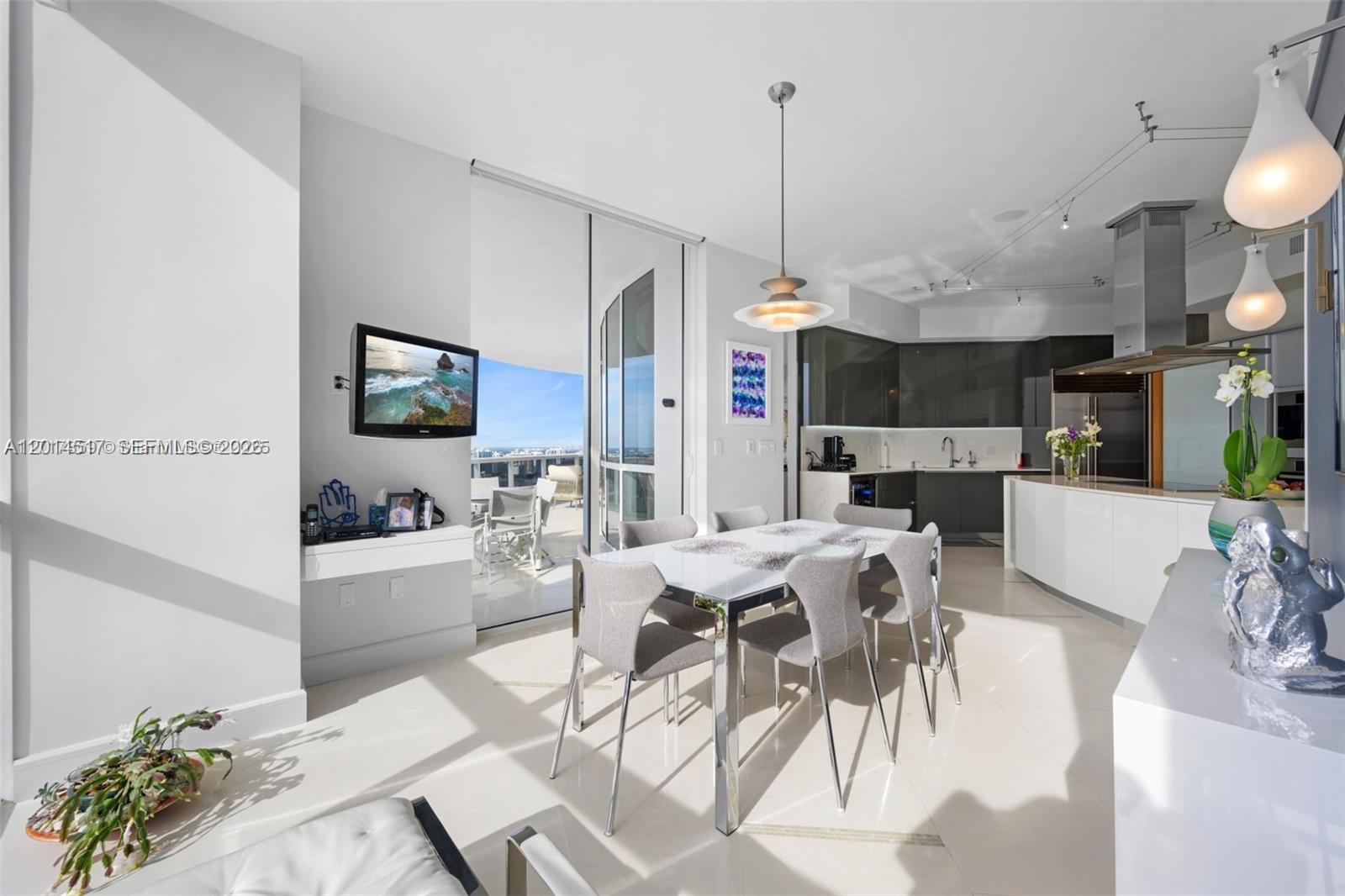 4901 3 / 5 3016 sq. ft. $ 2026-05-06 0 Photo