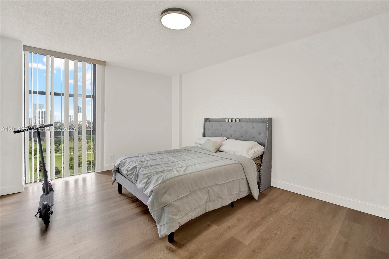 Photo of 20335 Country Club Dr  #1608, Aventura, Florida, 33180 - 