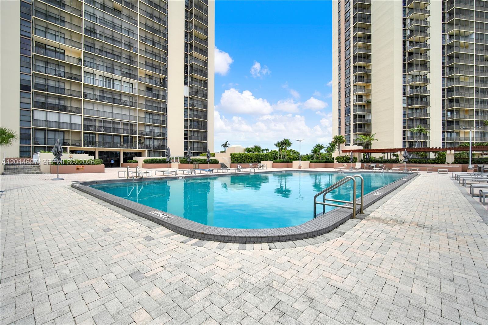 Photo of 20335 Country Club Dr  #1608, Aventura, Florida, 33180 - 