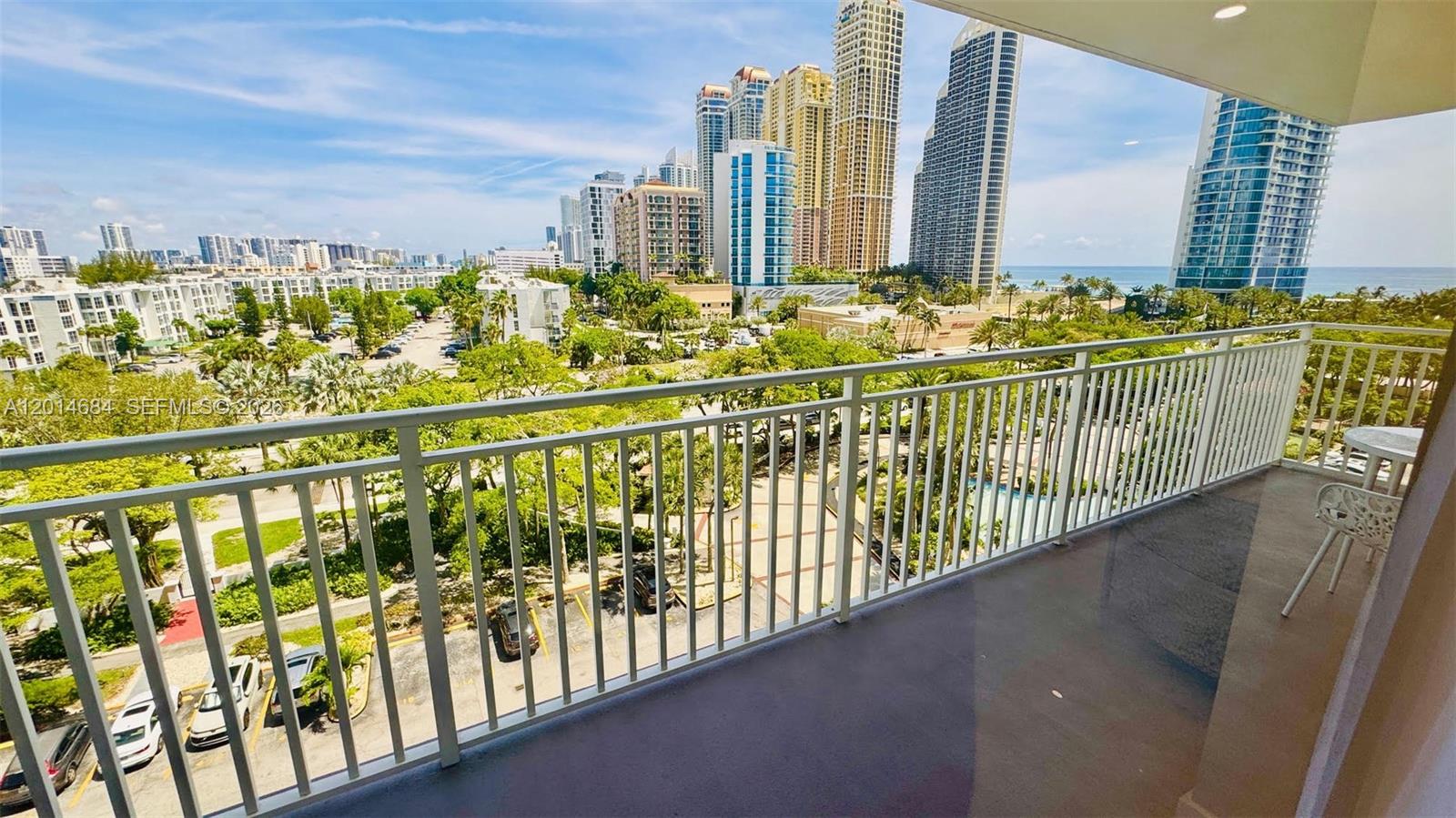 See details 811 2 / 2 1507 sq. ft. $ 2026-05-07 0 Photo