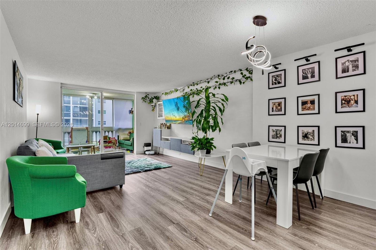 Photo of 609 14th Ave  #405, Hallandale Beach, Florida, 33009 - 