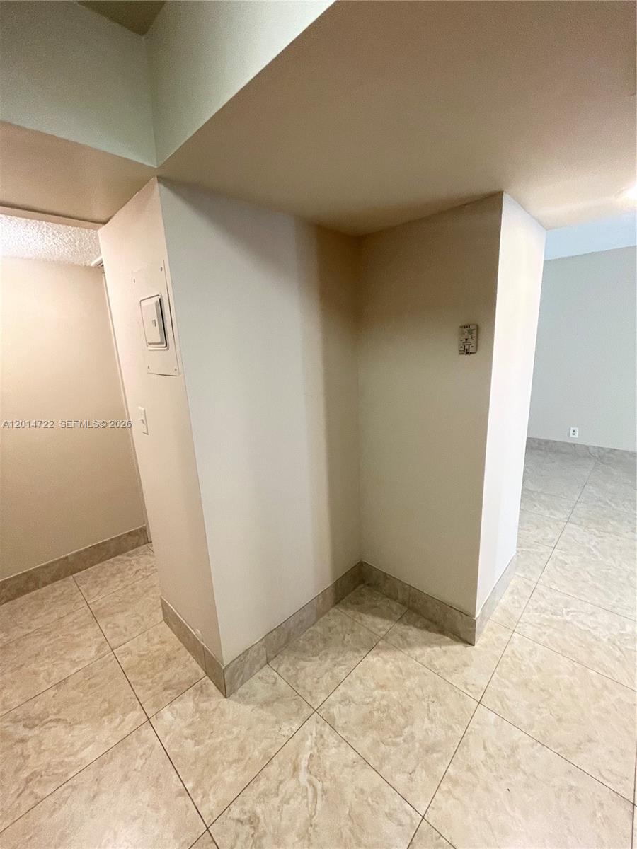 Photo of 2000 Atlantic Shores Blvd #118, Hallandale Beach, Florida, 33009 -