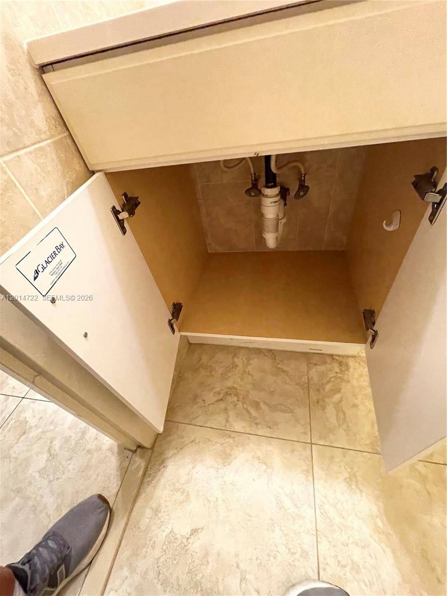 Photo of 2000 Atlantic Shores Blvd #118, Hallandale Beach, Florida, 33009 -