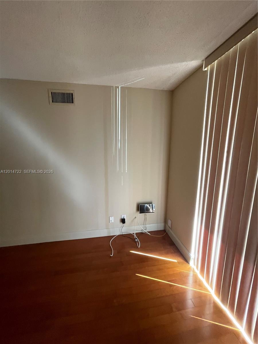 Photo of 2000 Atlantic Shores Blvd #118, Hallandale Beach, Florida, 33009 -