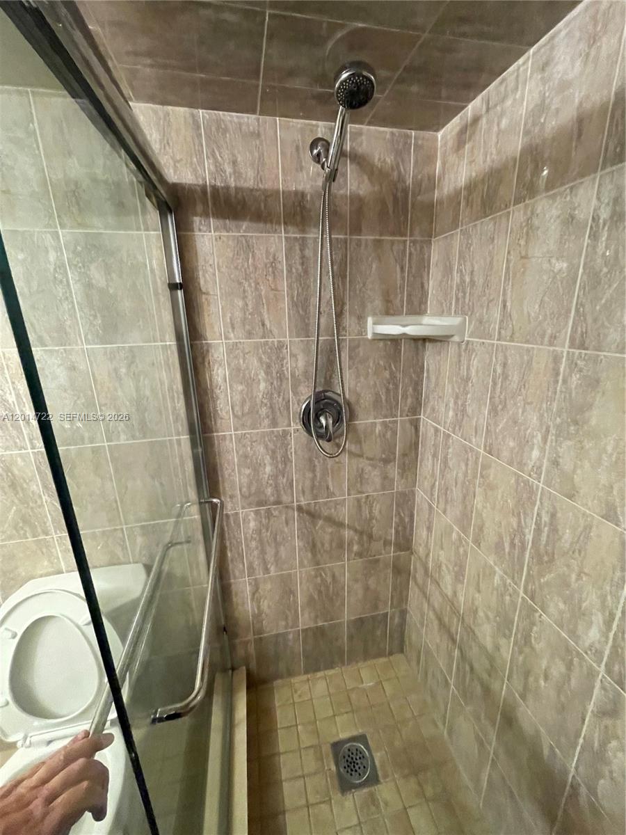 Photo of 2000 Atlantic Shores Blvd #118, Hallandale Beach, Florida, 33009 -