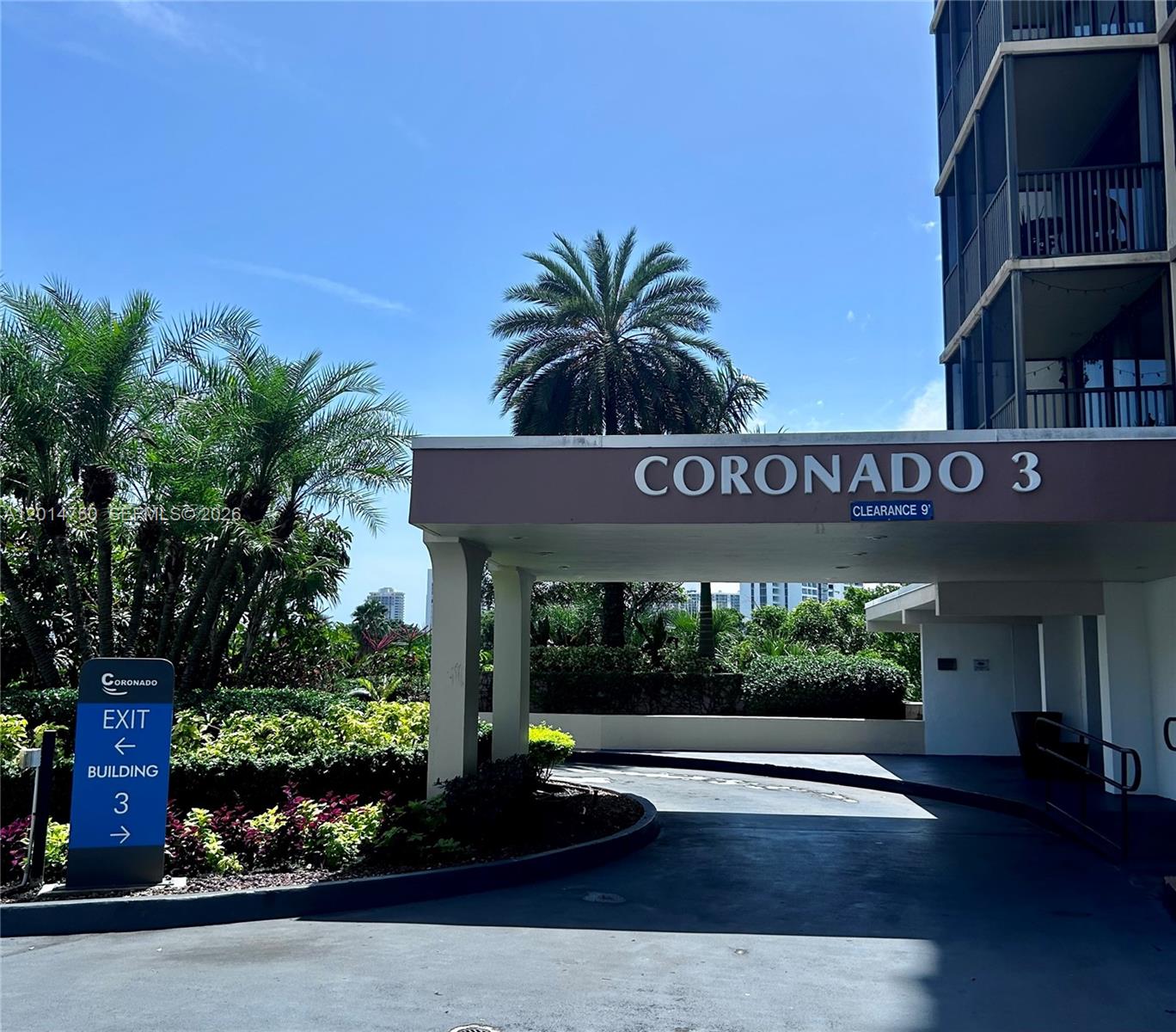 Photo of 20365 Country Club Dr  (20365), Aventura, Florida, 33180 - 