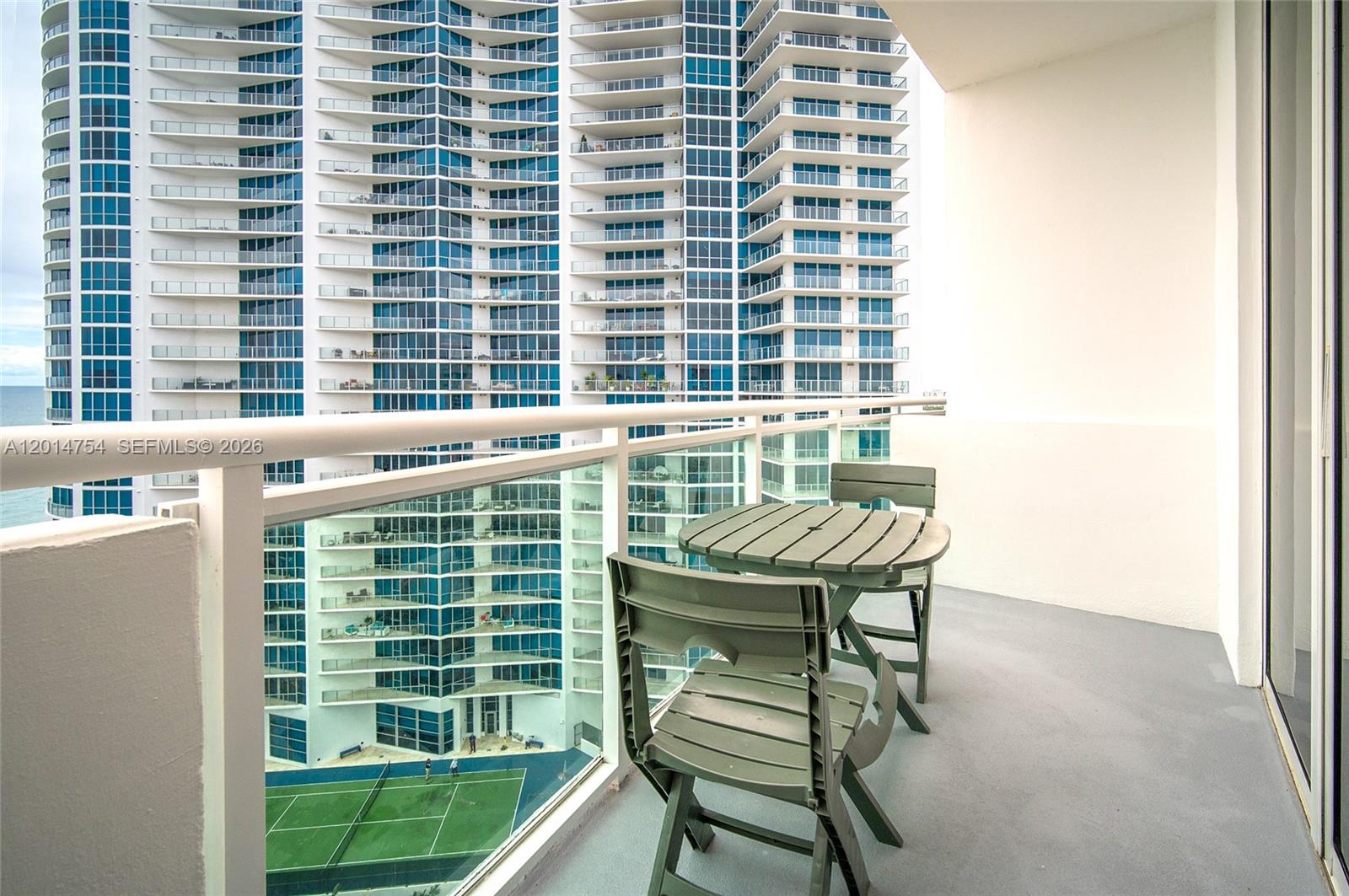 Photo of 3001 Ocean Dr  #1623, Hollywood, Florida, 33019 - 