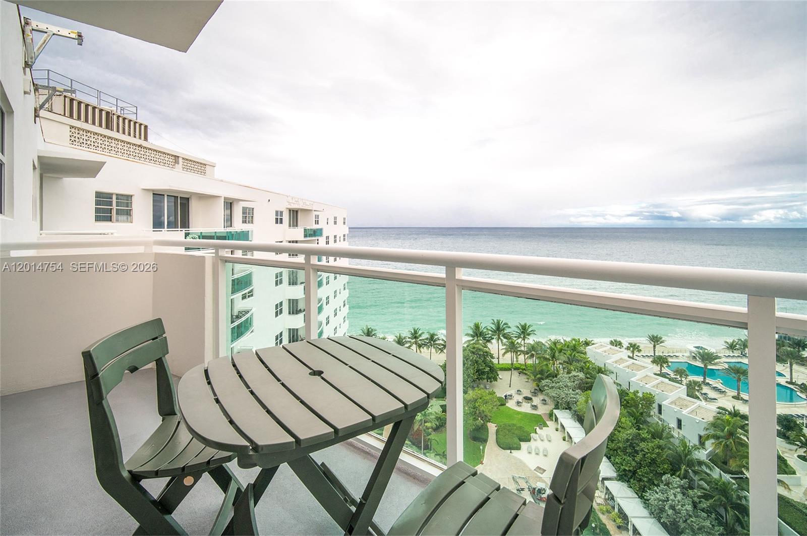 Photo of 3001 Ocean Dr  #1623, Hollywood, Florida, 33019 - 