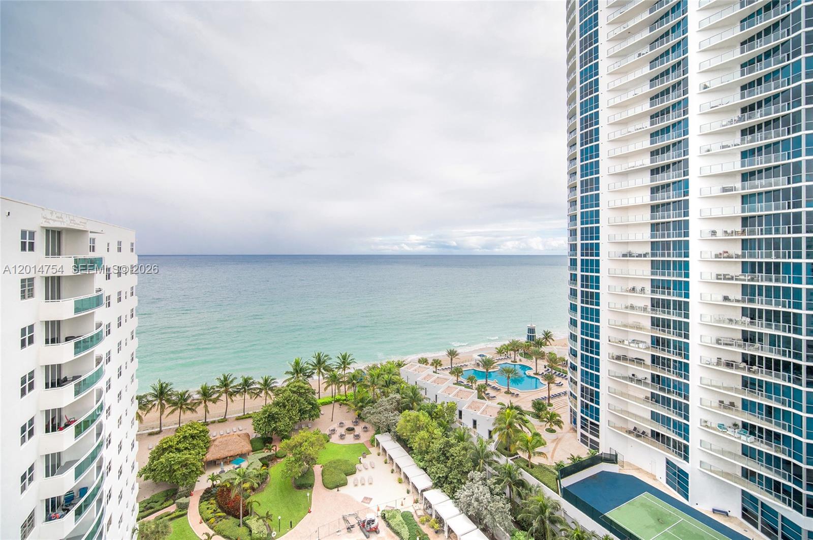 Photo of 3001 Ocean Dr  #1623, Hollywood, Florida, 33019 - 