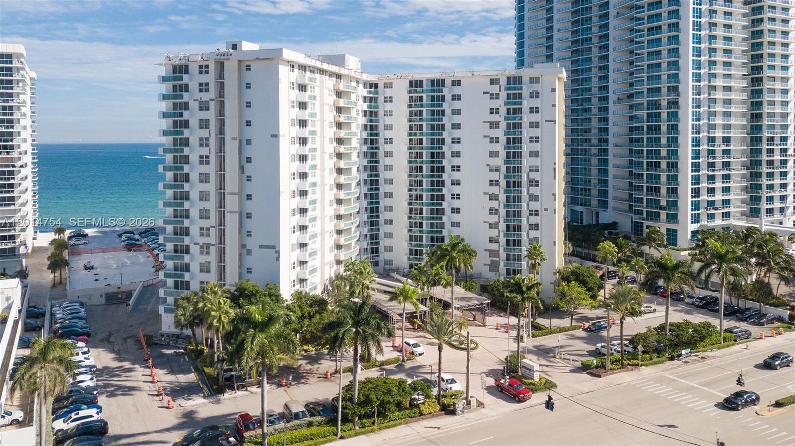 Photo of 3001 Ocean Dr  #1623, Hollywood, Florida, 33019 - 