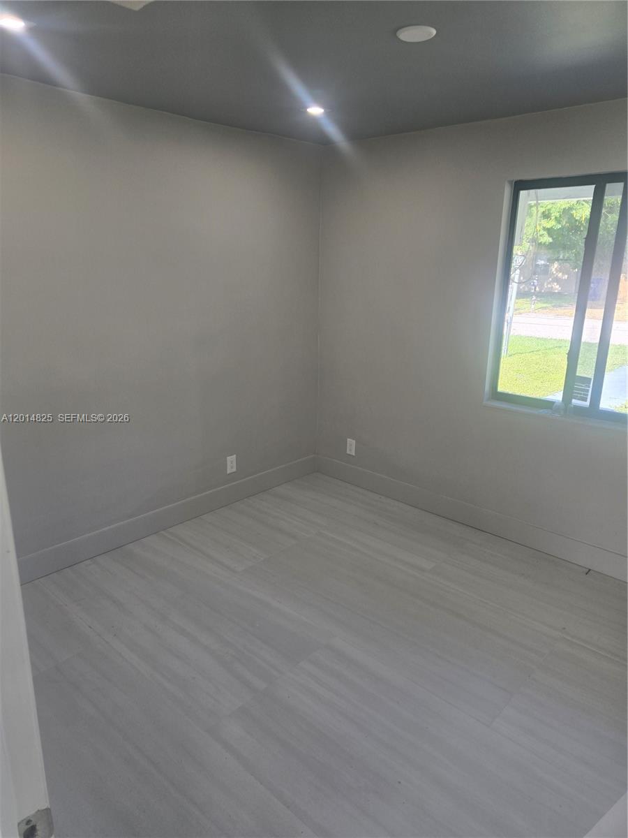   /   sq. ft. $ 2026-05-07 0 Photo