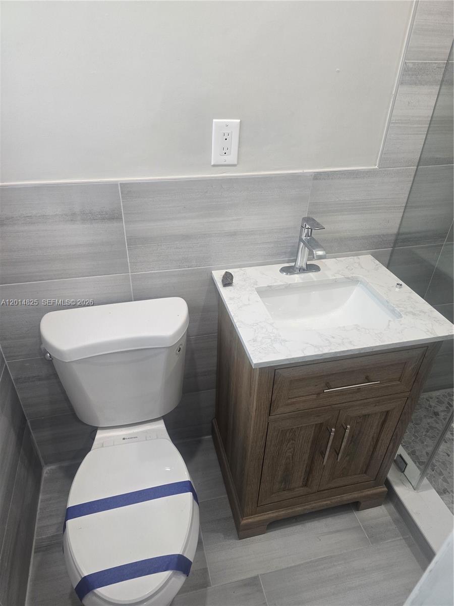   /   sq. ft. $ 2026-05-07 0 Photo