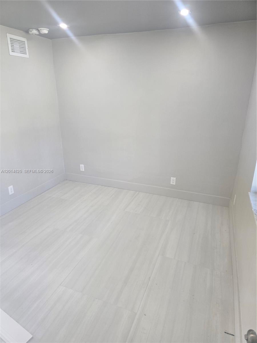   /   sq. ft. $ 2026-05-07 0 Photo